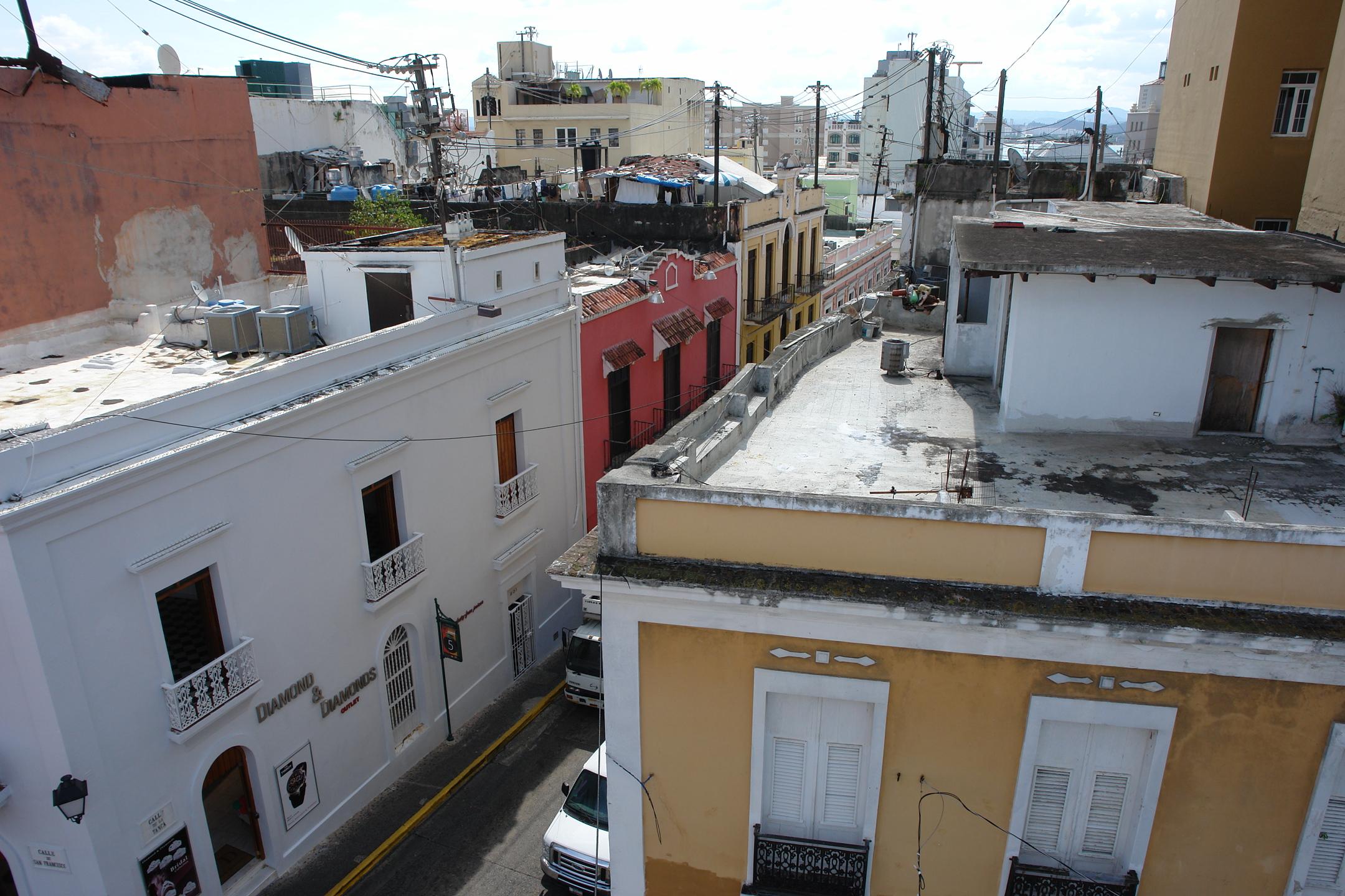 Calle de San Francisco 269 - San Juan (Viejo San Juan) - 2011 00035